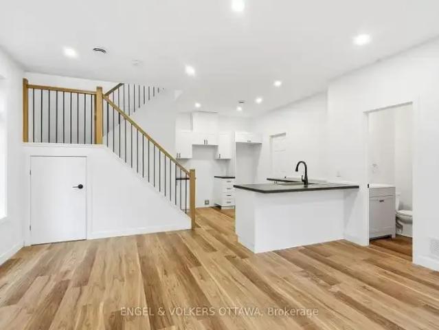 Apartment for rent in Mulhurst Bay, Ontario