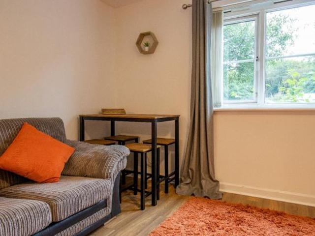 Apartment for rent in Ferguslie Park, Paisley