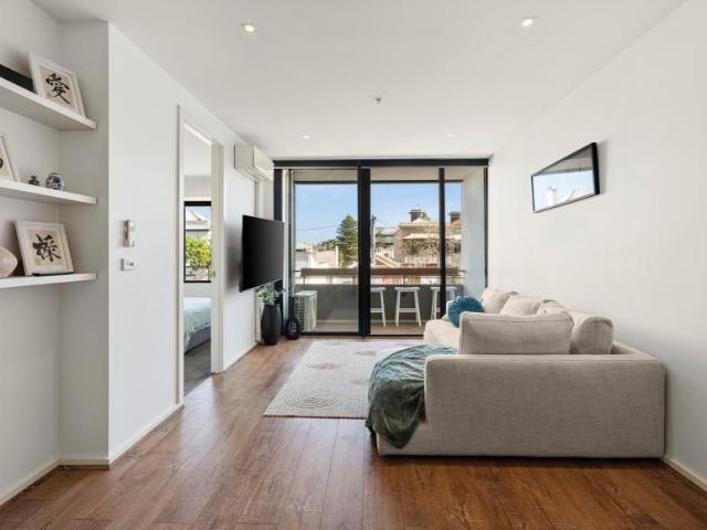 Apartment for sale in Port Melbourne, Melbourne
