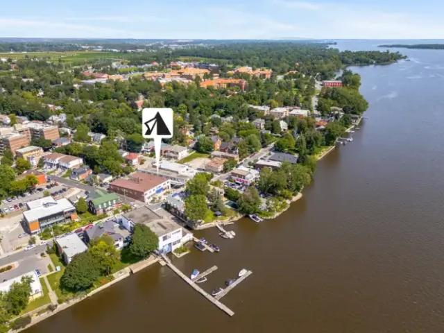 Apartment for rent in Sainte-anne-de-bellevue, Quebec