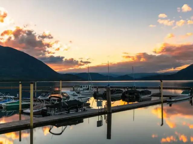 Apartment for rent in Salmon Arm, Columbia-Shuswap Regional District