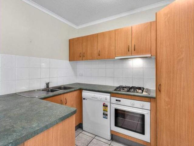 Apartment for rent in Toombul, Queensland