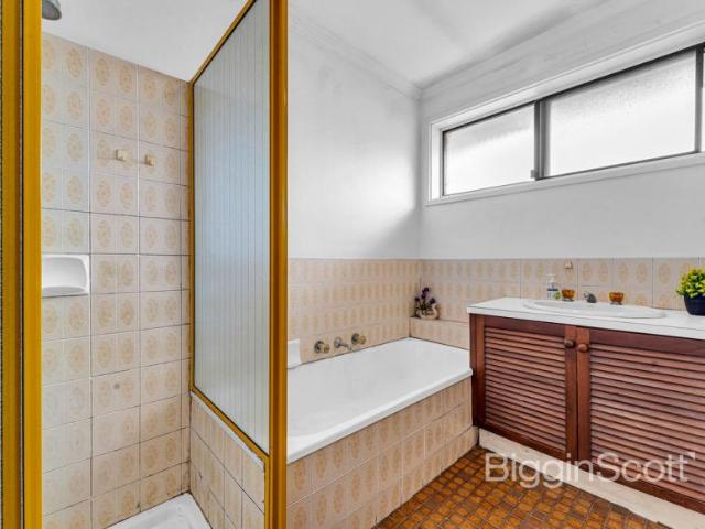 Apartment for sale in Springvale, Melbourne