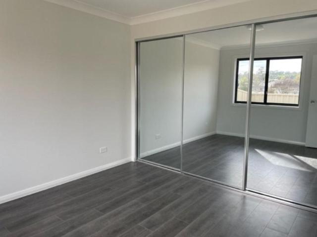 Apartment for rent in St Andrews, Sydney