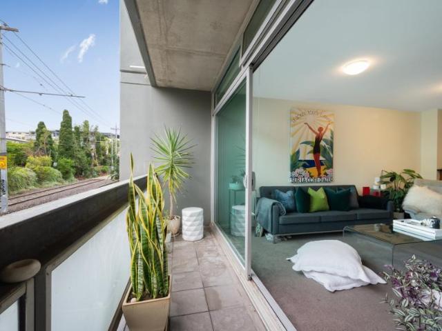 Apartment for rent in St Kilda, Melbourne