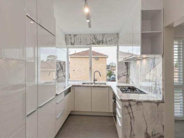 Apartment for rent in St Kilda, Melbourne