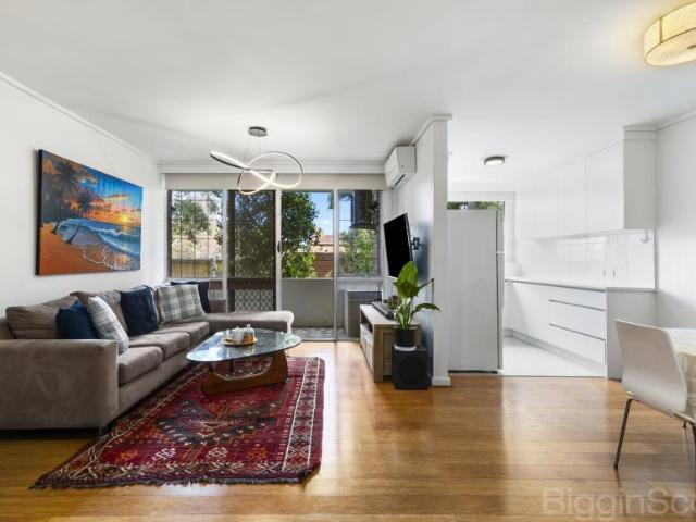 Apartment for sale in St Kilda, Melbourne