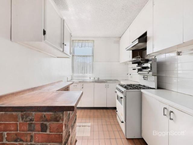 Apartment for sale in St Kilda West, Melbourne