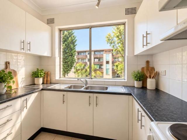 Apartment for rent in North St Marys Shopping, Sydney