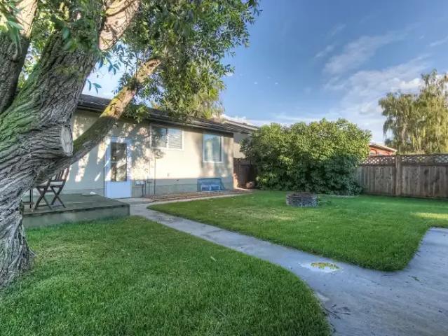 Apartment for rent in Westmount, Strathmore