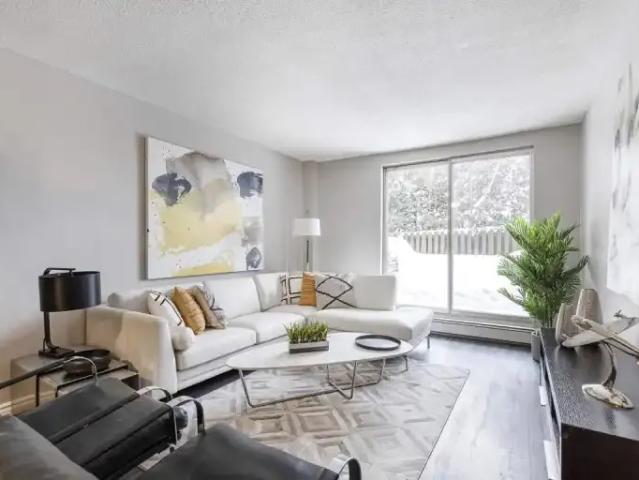 Apartment for rent in Strathroy-caradoc, Ontario
