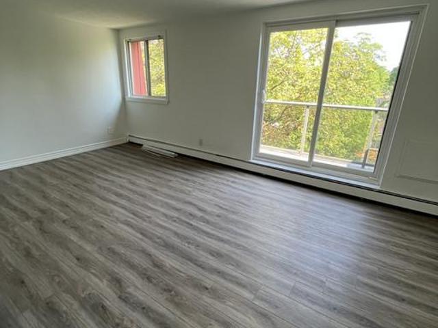 Apartment for rent in Strathroy-caradoc, Ontario