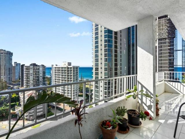 Apartment for sale in Surfers Paradise, Gold Coast City