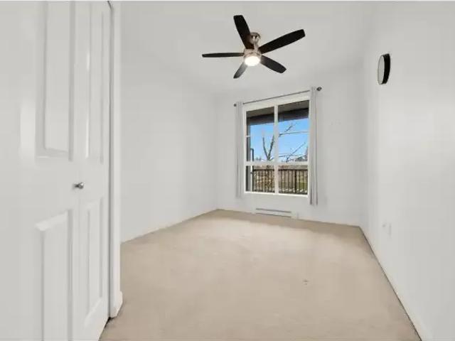 Apartment for rent in Surrey, British Columbia