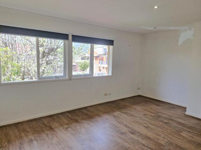 Apartment for rent in Thornbury, Melbourne