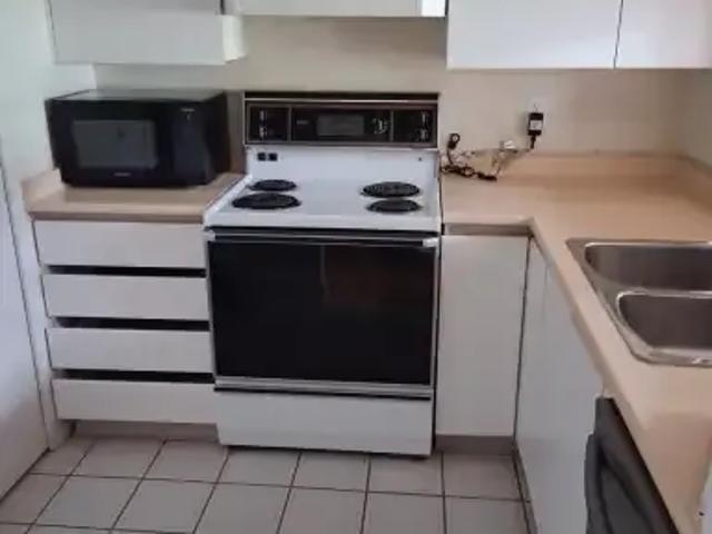 Apartment for rent in Lower Robson, Vancouver