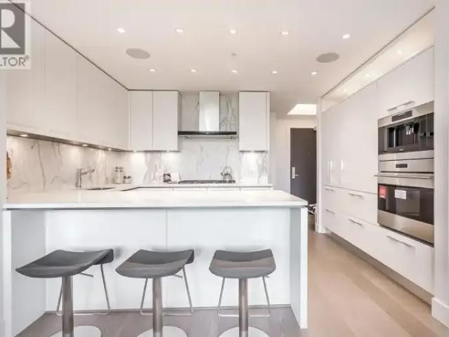 Apartment for rent in Vancouver, British Columbia
