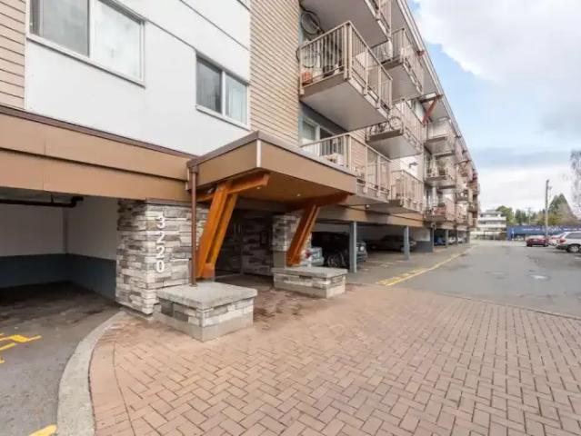 Apartment for rent in Saanich, British Columbia