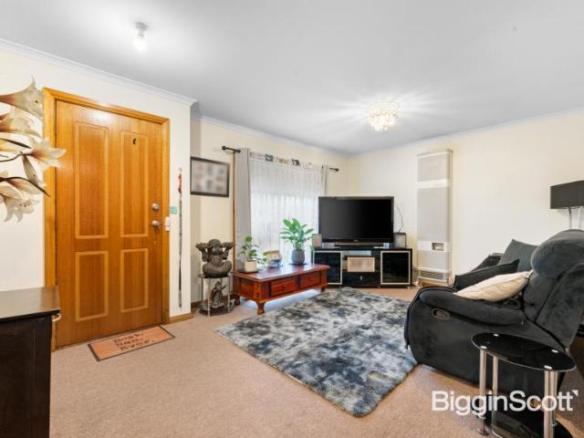 Apartment for sale in Warranwood, Melbourne