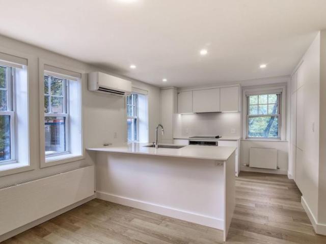 Apartment for rent in Westmount, Quebec