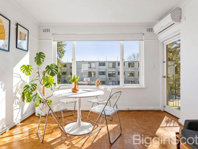 Apartment for sale in Windsor, Melbourne