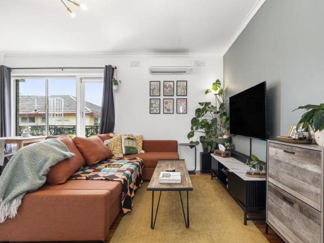 Apartment for sale in Windsor, Melbourne