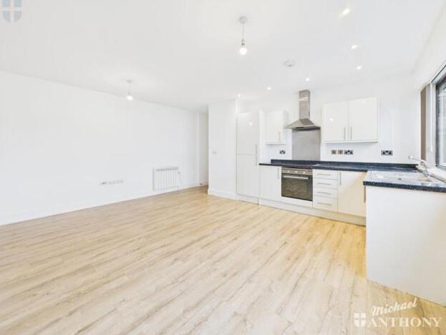 Apartment for sale in Walton, Aylesbury