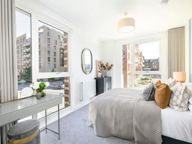 Apartment for sale in Barnet, West Hendon