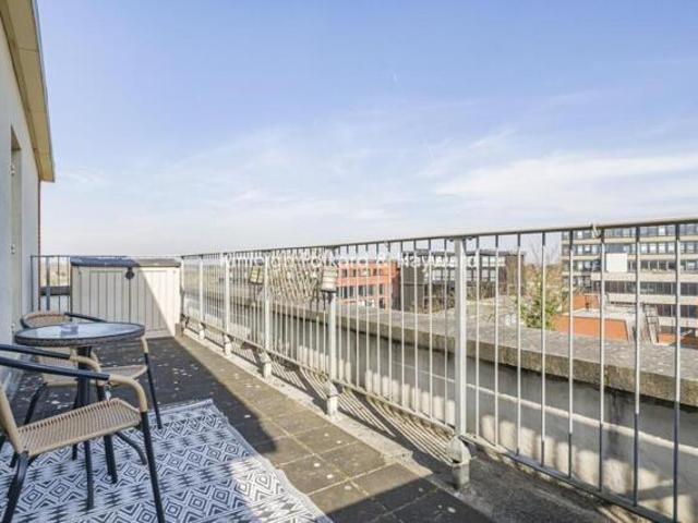 Apartment for sale in Barnet, Southgate