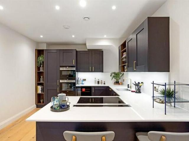 Apartment for sale in Barnet, West Finchley Apartment for sale in Barnet, West Finchley