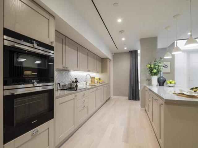 Apartment for sale in Barnet, Stanmore