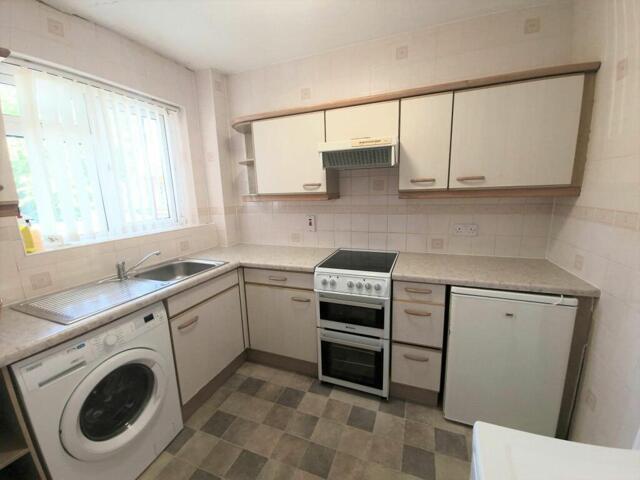 Apartment for sale in Beaconsfield, Beaconsfield