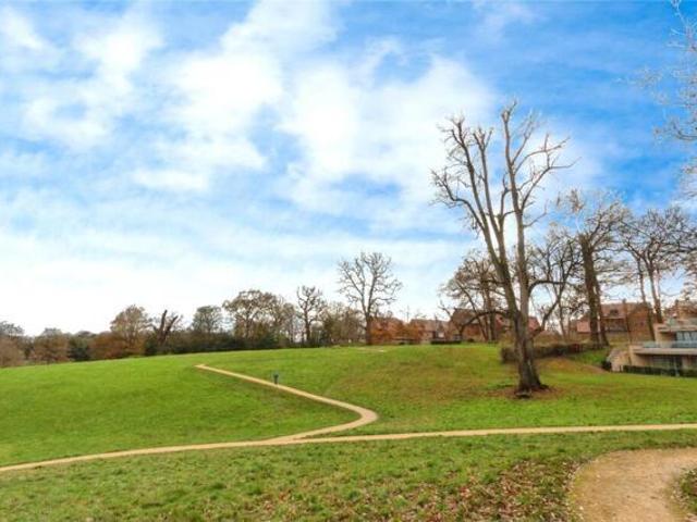 Apartment for sale in Windsor, Sunninghill and Ascot Apartment for sale in Windsor, Sunninghill and Ascot