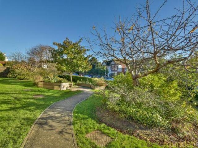 Apartment for sale in Old Town, Heathlands
