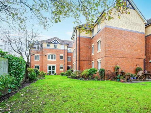 Apartment for sale in Shirley, West Midlands