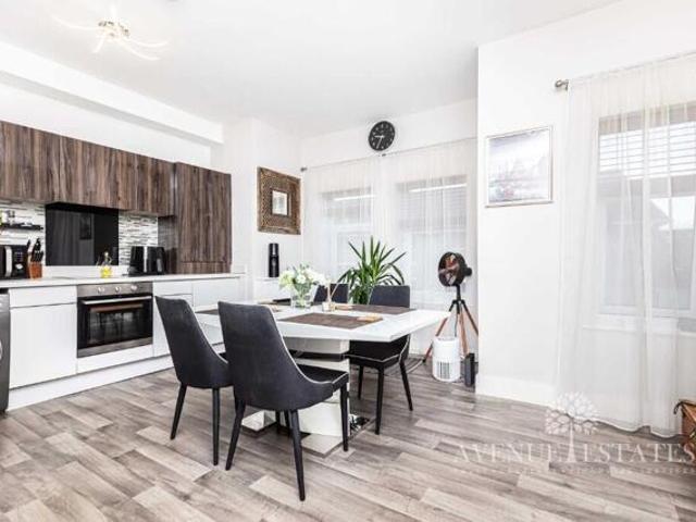 Apartment for sale in Boscombe, Bournemouth