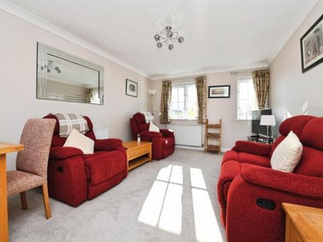Apartment for sale in Navestock Side, Essex