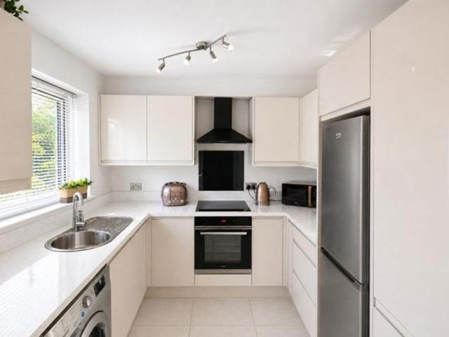 Apartment for sale in Broxbourne, Hertfordshire