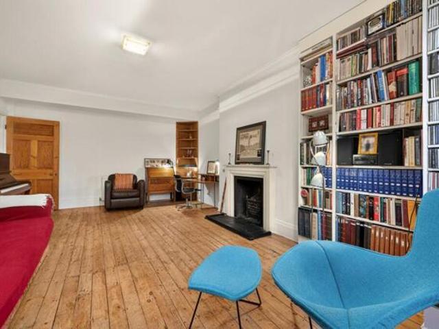 Apartment for sale in Marylebone, Greater London