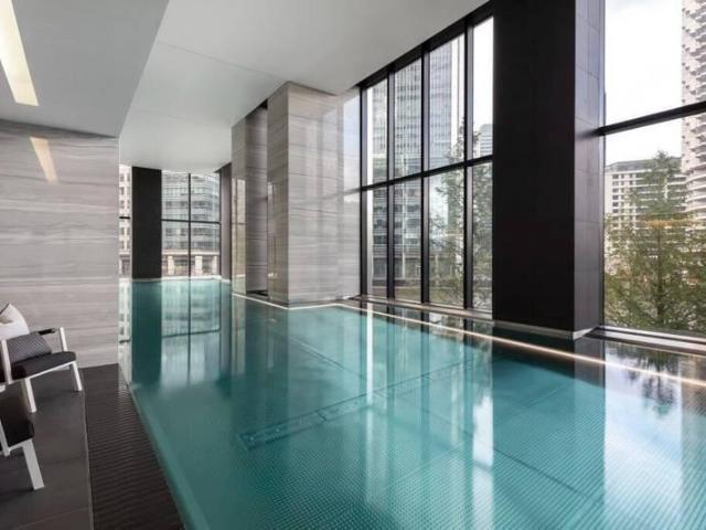 Apartment for sale in Isle Of Dogs, Greater London
