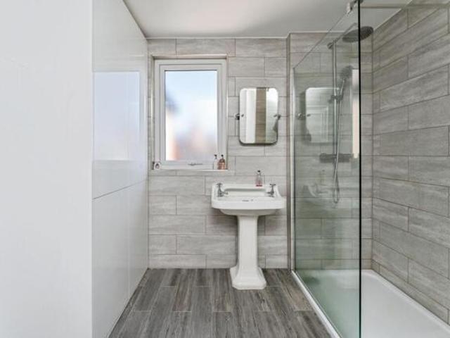 Apartment for sale in Colwyn Bay, Wales