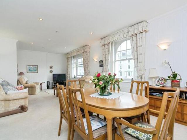 Apartment for sale in Llandudno, Wales