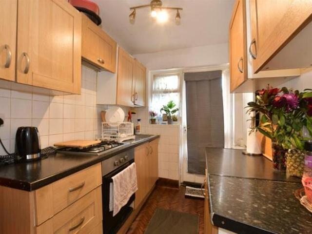 Apartment for sale in Dagenham, Barking And Dagenham