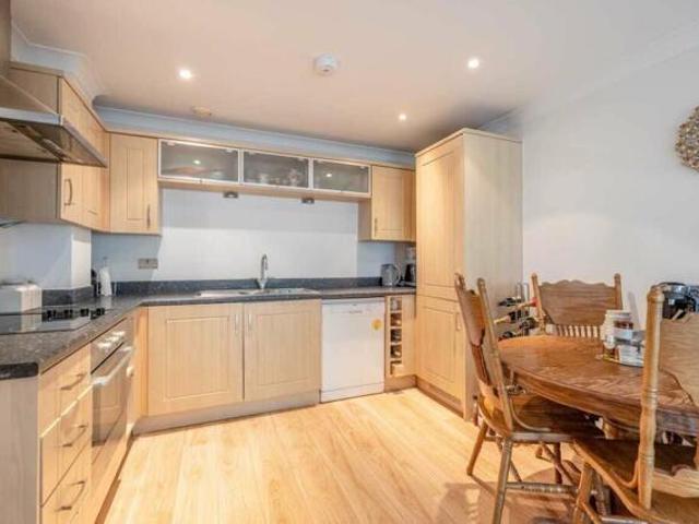 Apartment for sale in Datchet, Myrke