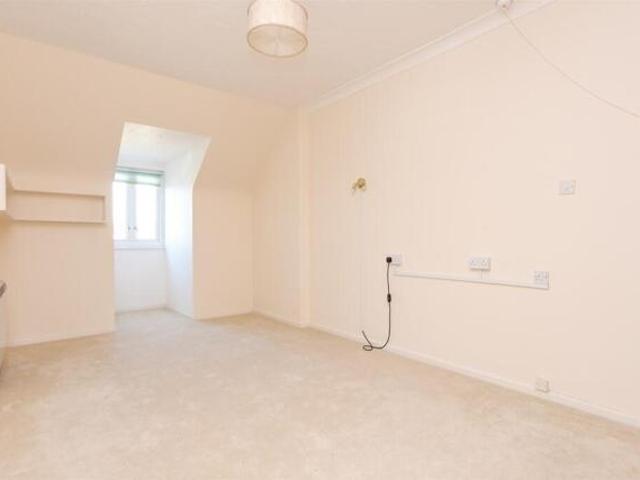 Apartment for sale in Rose Hill, Pachesham Park