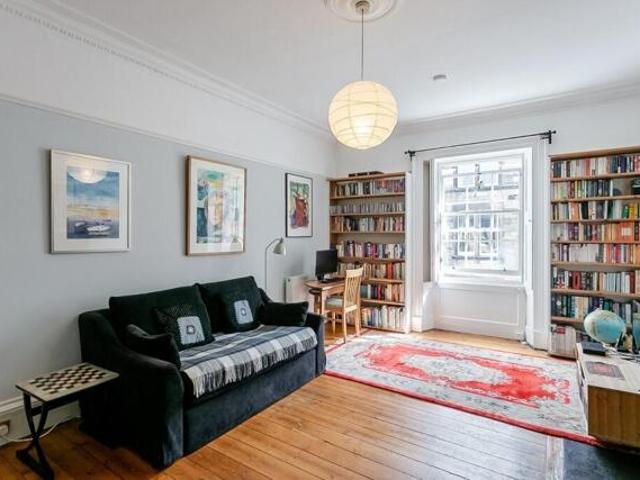 Apartment for sale in Trinity, Scotland