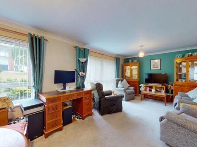 Apartment for sale in Golden Valley, Folkestone