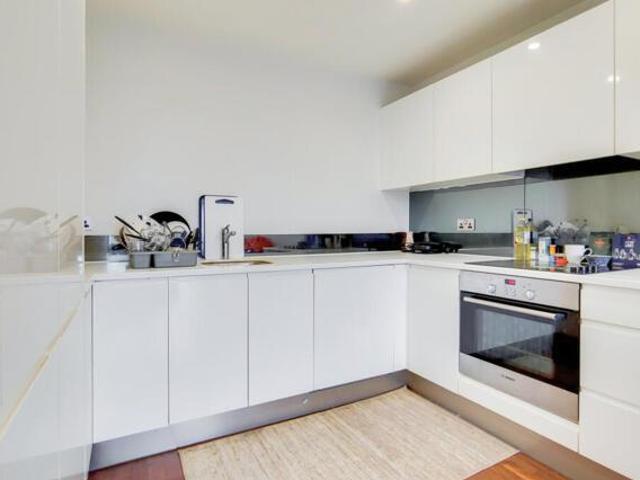 Apartment for sale in Greenwich, Royal Borough of Greenwich