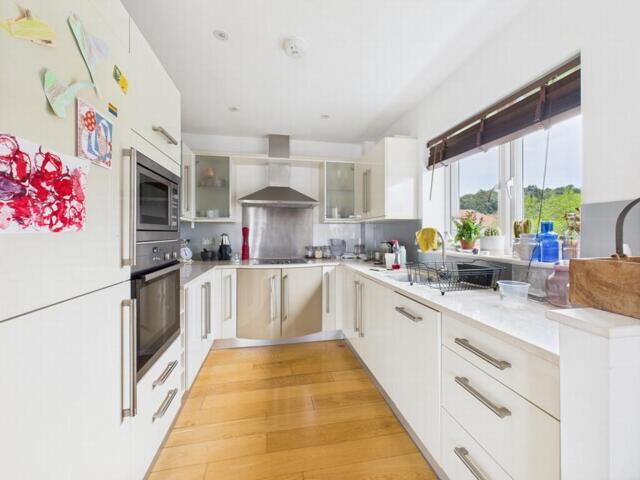 Apartment for sale in Perryfields, West Sussex