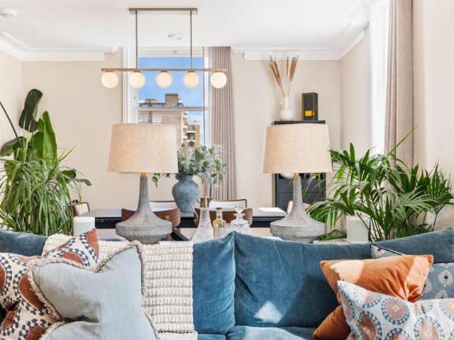Apartment for sale in Hove, Brunswick